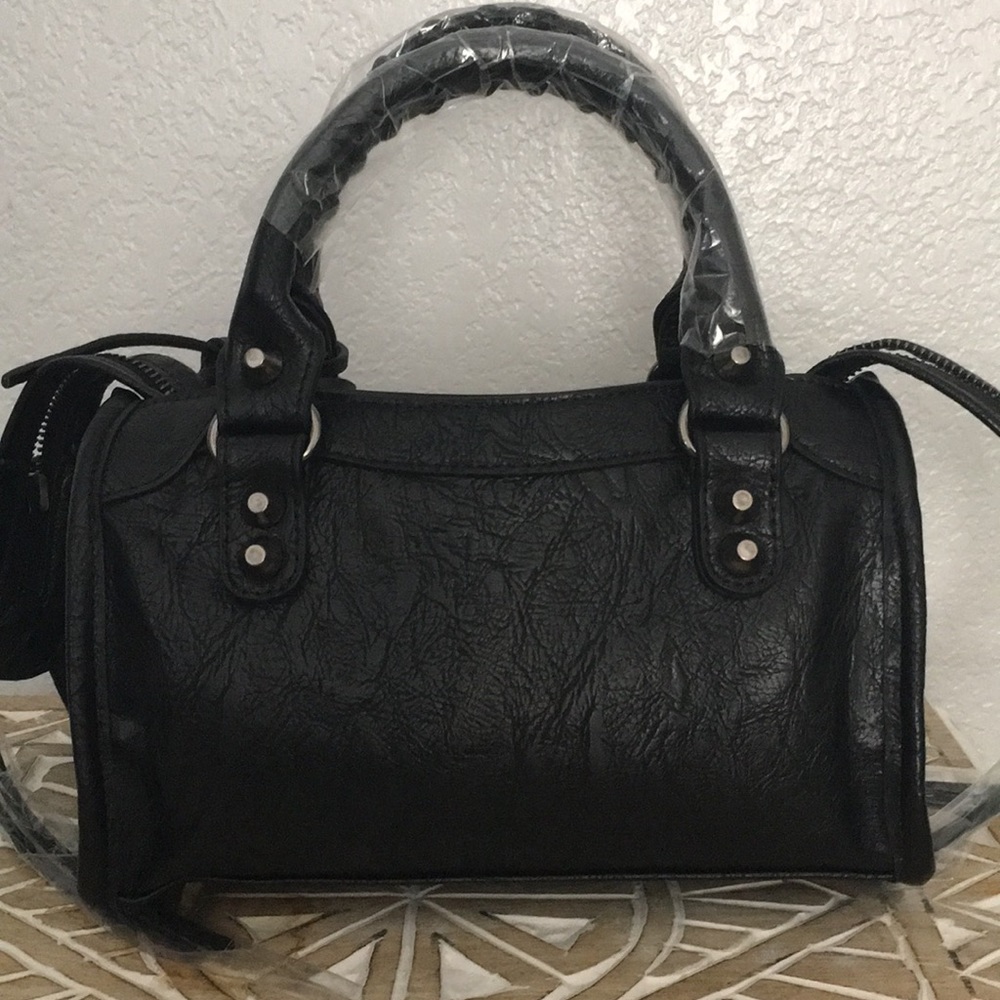 Sold - Picture 5 of 8